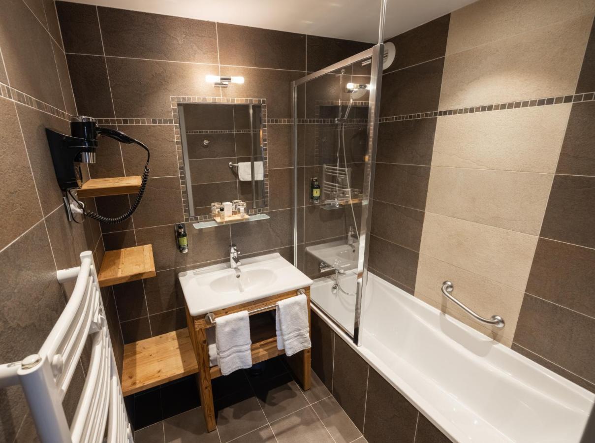 Hotel Et Spa Les Clarines Corrençon-en-Vercors エクステリア 写真