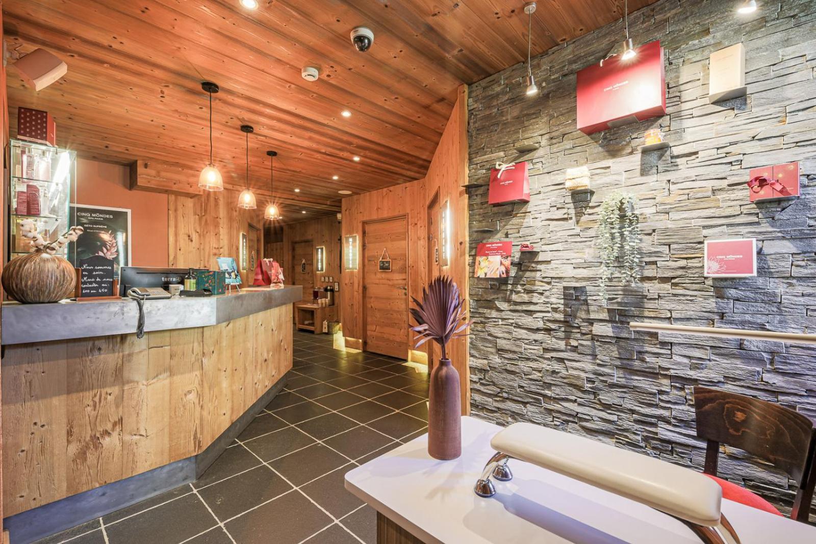 Hotel Et Spa Les Clarines Corrençon-en-Vercors エクステリア 写真