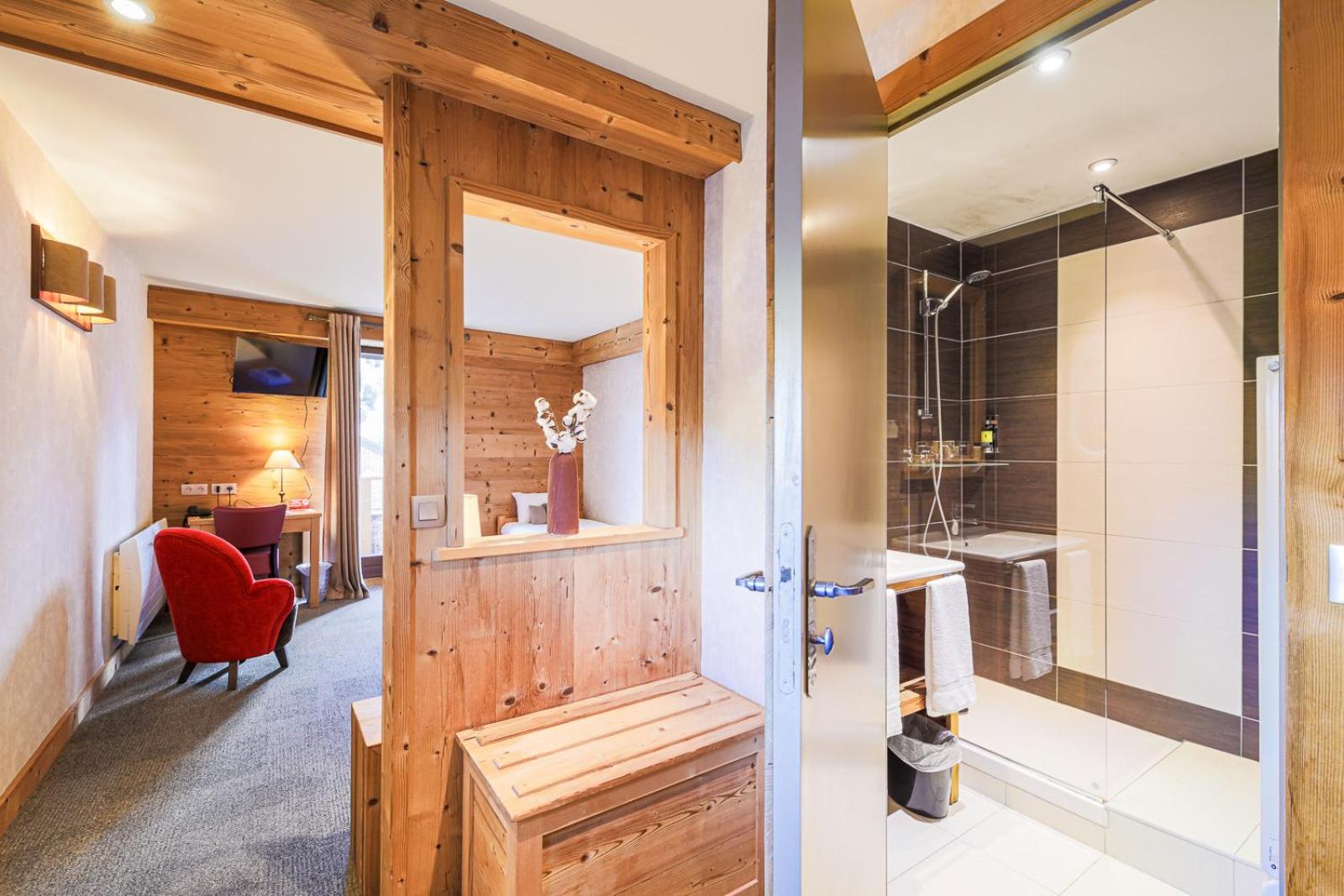 Hotel Et Spa Les Clarines Corrençon-en-Vercors エクステリア 写真