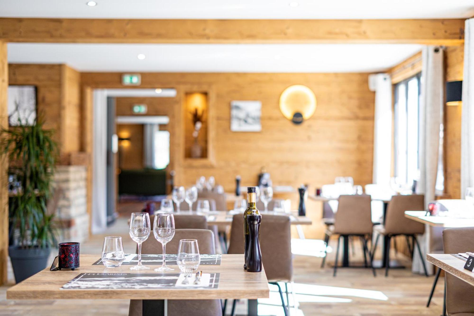 Hotel Et Spa Les Clarines Corrençon-en-Vercors エクステリア 写真